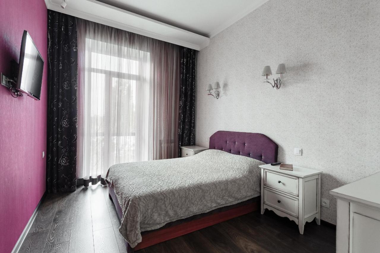 2 Bedroom On Deribasovskaya Str. Odessa Esterno foto