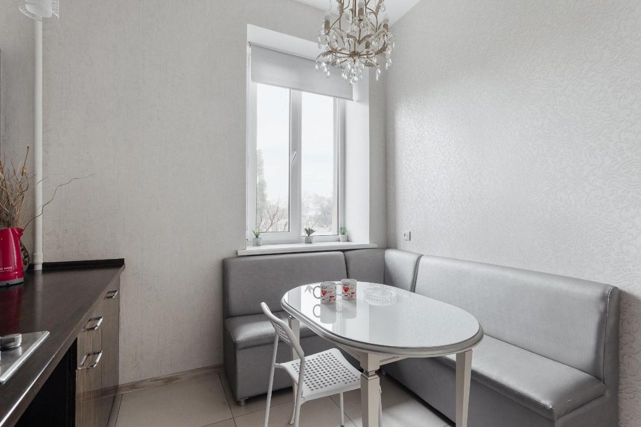 2 Bedroom On Deribasovskaya Str. Odessa Esterno foto